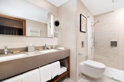 DoubleTree by Hilton Krakow Hotel & Convention Center, Krakow